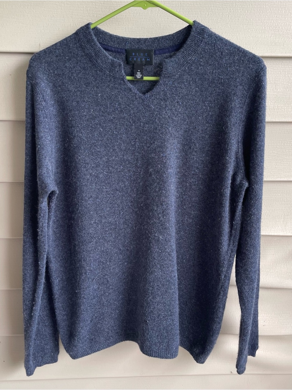 Blue Cream Mens 100% Cashmere Sweater Blue Sz S V Neck Soft Pullover Winter